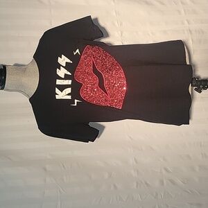 Pesion KISS Women's Short Sleeve Sequined T-Shirt Size: Medium